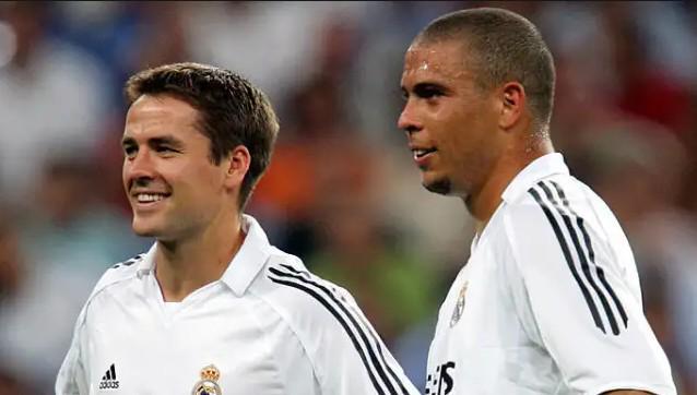 应显得轻松 应显得轻松